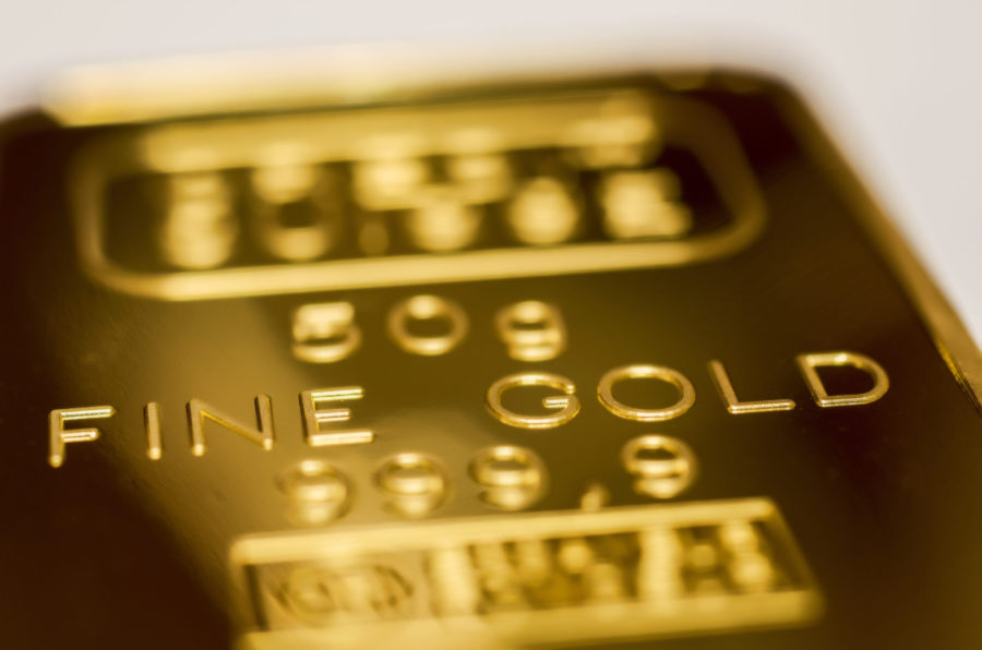 Gold price falls to two-week low on signs of trade tensions easing