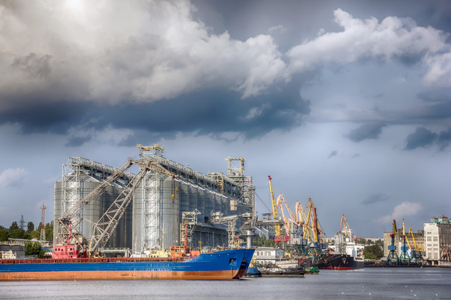 China alumina exports surge to seven-year high as surplus widens