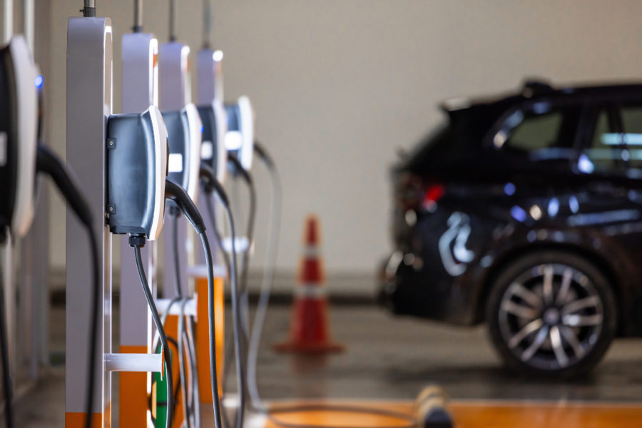 Global battery market entering new phase with high demand, low prices – IEA