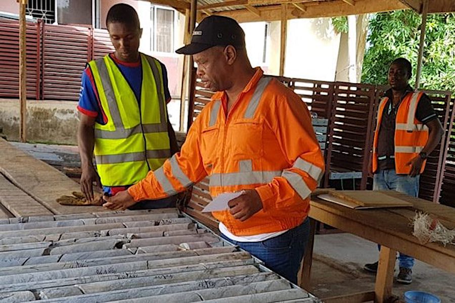 Nigeria signs minerals pact with South Africa in diversification push